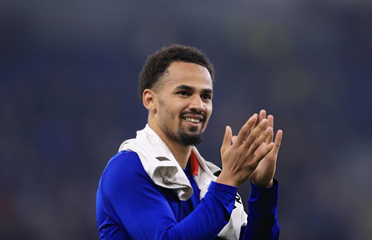 ლივერპული სალაჰის შემცვლელად ნდიაიეს მოიაზრებს | TEAMtalk