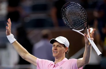 სინერი რეკორდებით ფინალში გავიდა - 32 სეტი და 16 მატჩი