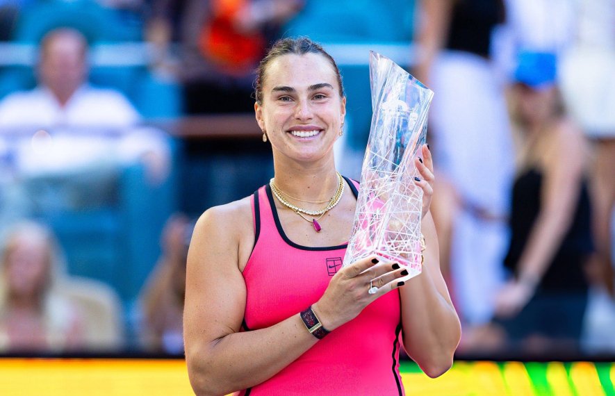 არინა საბალენკა, კოკო გაუფი