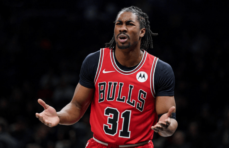 ანტი-ლგბტ განცხადებების გამო ჩიკაგომ ჯეიდენ აივის კონტრაქტი გაუწყვიტა