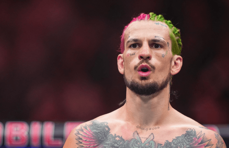 „უფრო და უფრო დაბლა ვეშვები“ - ომალი თეთრ სახლში ჩხუბზე