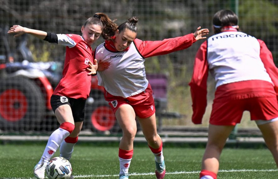 19-წლამდე გოგონათა ნაკრები საკვალიფიკაციო ეტაპის მატჩებისთვის ემზადება