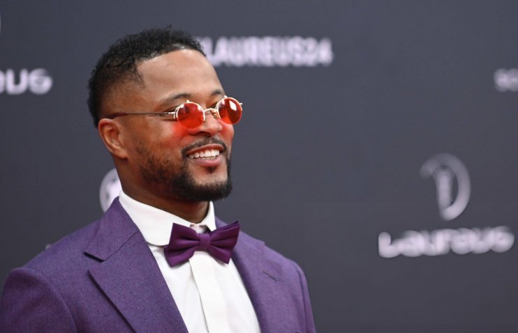 ფოტოები აიღეთ, მოკრძალება გამოიჩინეთ | ევრა ბარსას ქომაგებს თავს დაესხა