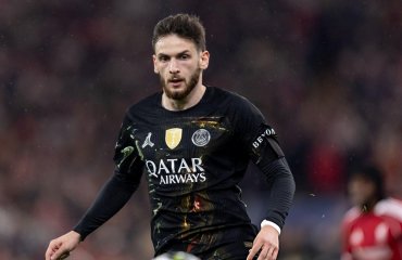 „მეომარი, რომელიც შავ სამუშაოსაც ასრულებს“ | რას წერს ფრანგული პრესა კვარაზე