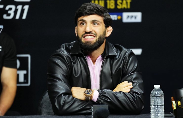 რატომ მოხსნეს ცარუკიანი რეისიდან | American Airlines-ის ოფიციალური განცხადება