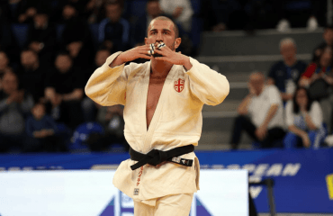 „უბედნიერესი ვარ ქართველი ხალხის ასეთი ერთობით“ - ლაშა ბექაური