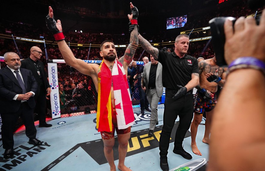 ილია თოფურია, დასტინ პორიე, ხორხე მასვიდალი