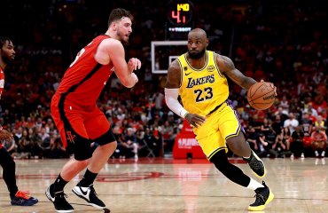NBA: ლეიკერსმა ჰიუსტონს თითქმის წაგებული მატჩი შემოუბრუნა