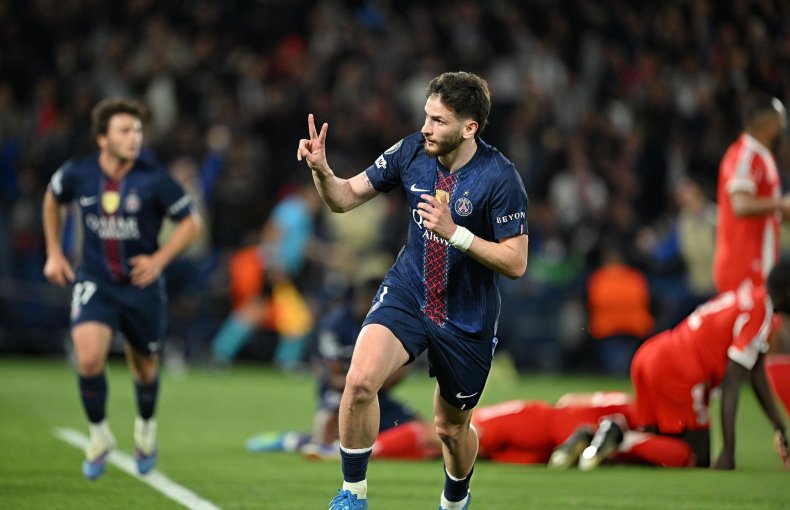 კვარას შოუ პარიზში | შეუჩერებელი ქართველის დუბლი 9-გოლიან თრილერში