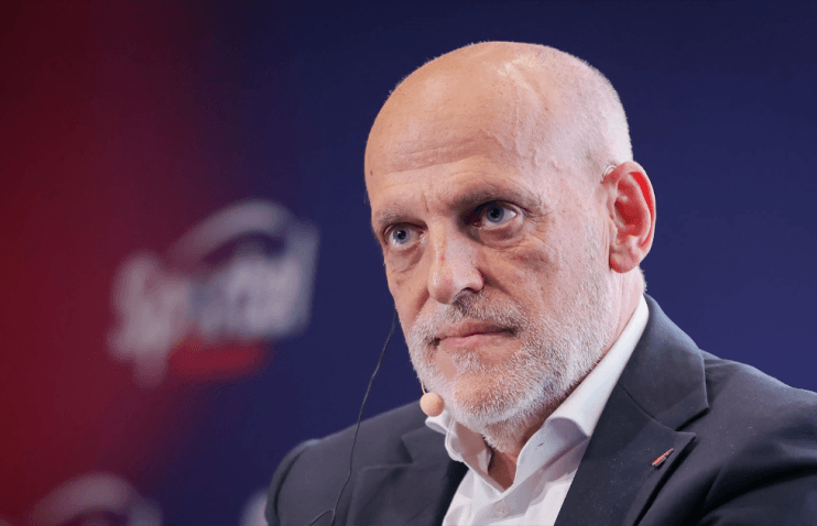 „ჰუისენი გასაძევებელი იყო“ - ტებასმა რეალის ტელევიზიის ბრალდებებს უპასუხა