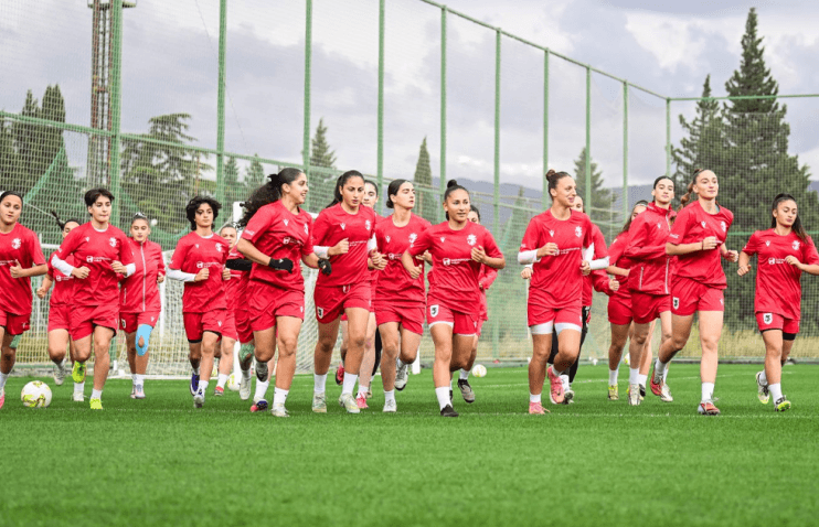 17-წლამდე გოგონათა ნაკრები საკვალიფიკაციო ეტაპის მატჩებისთვის ემზადება