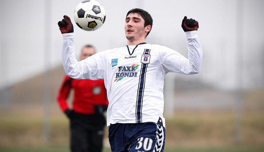 ფილოსოფია, ბურთი და მუსიკა - ინტერვიუ დავით დევდარიანთან