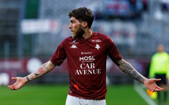 გიორგი წიტაიშვილის ორი საგოლე გადაცემა ორწუთიან მონაკვეთში