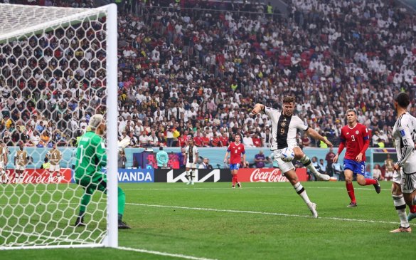 ფიულკრიუგის გოლი - კეილორ ნავასმა მორიგი გოლი გაუშვა