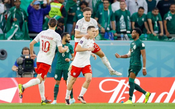 ლევანდოვსკის პასი და ზიელინსკის გოლი - პოლონეთი დაწინაურდა