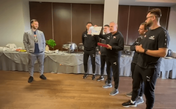 სიმბოლური ბილეთი ევრო 2024-ზე - კაკაბაძეს კრაკოვიაში დახვდნენ