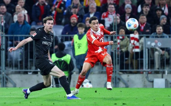 ბაიერნი - გლადბახი 4:1