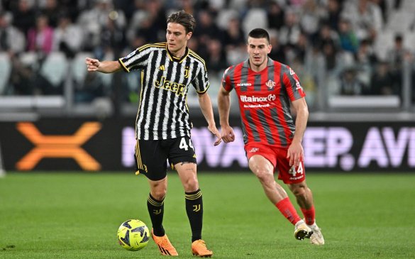 იუვენტუსი - კრემონეზე 2:0