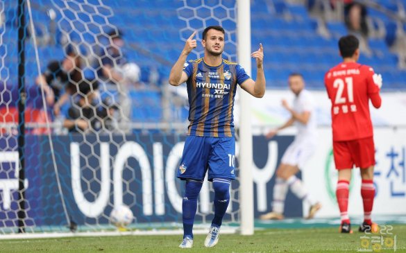 დატრიალდა და გაიტანა - ყაზაიშვილის მორიგი გოლი კორეაში