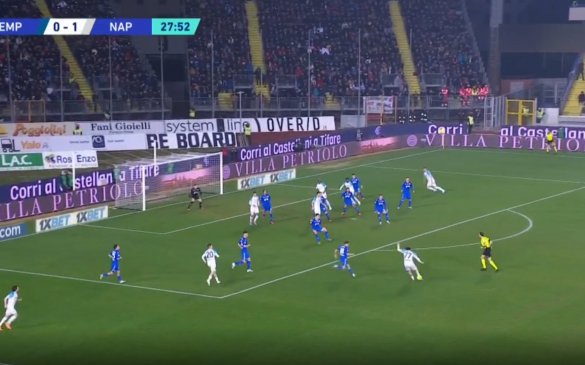 ხვიჩას ტექნიკური დარტყმა - ოსიმენმა ახლოდან შეაგდო